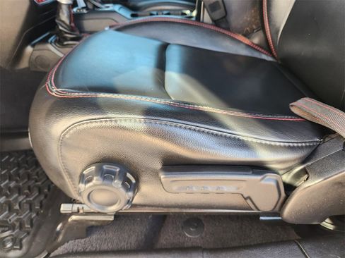 Used 2020 Jeep Gladiator Rubicon image 28