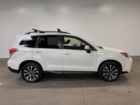 Used 2017 Subaru Forester 2.0XT Premium w/ Popular Package #2A image 2