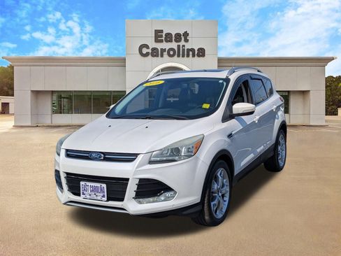 Used 2016 Ford Escape Titanium w/ Equipment Group 301A FWD image 6