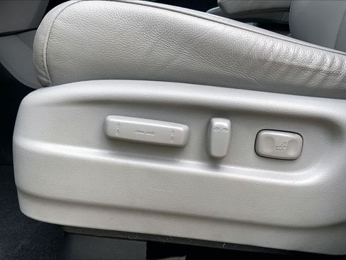Used 2021 Honda Pilot Touring image 33