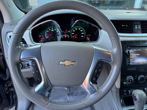 Used 2015 Chevrolet Traverse LT AWD/4WD image 23