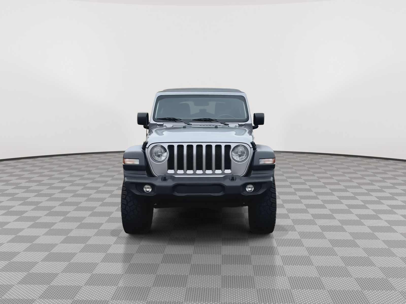 Used 2018 Jeep Wrangler Unlimited Sport S AWD/4WD image 3