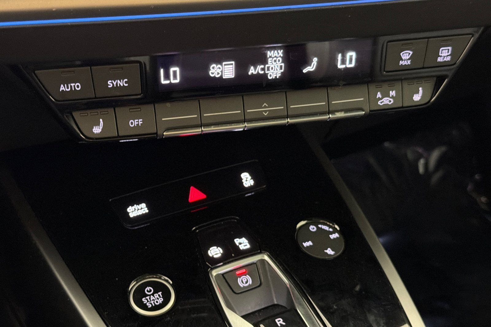 Certified 2023 Audi Q4 e-tron Premium Plus AWD/4WD image 20