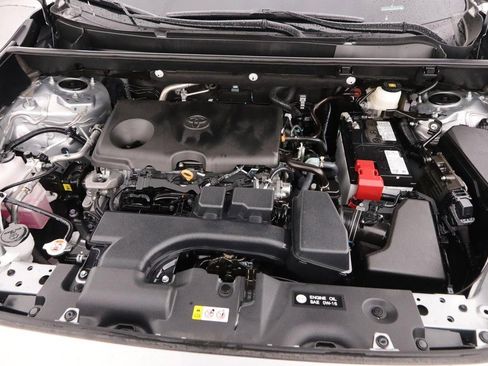 Certified 2025 Toyota RAV4 LE image 25