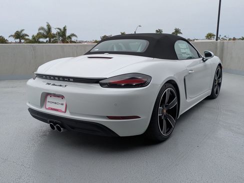 New 2025 Porsche 718 Boxster S image 8