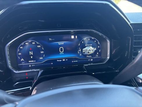 Used 2022 Chevrolet Silverado 1500 LT w/ Safety Package AWD/4WD image 17
