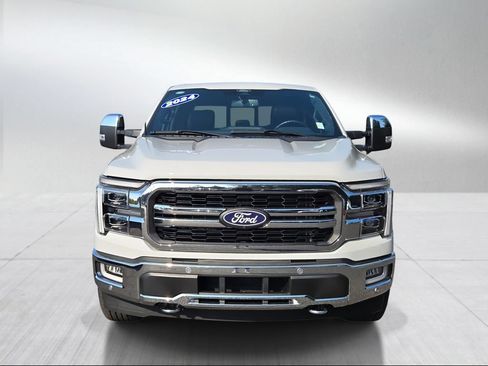 Used 2024 Ford F150 Lariat w/ FX4 Off-Road Package AWD/4WD image 8