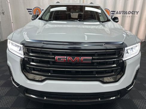 Used 2023 GMC Acadia AT4 w/ Preferred Package AWD/4WD image 4