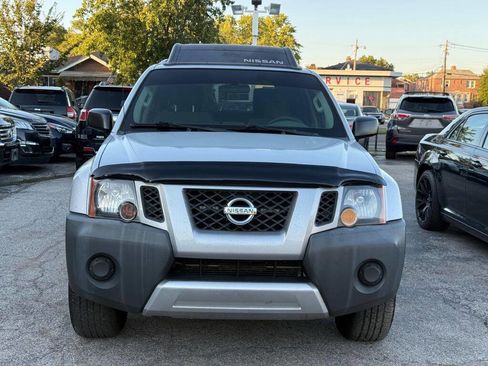 Used 2014 Nissan Xterra S image 2