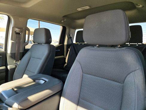 Used 2023 Chevrolet Silverado 1500 LT image 13