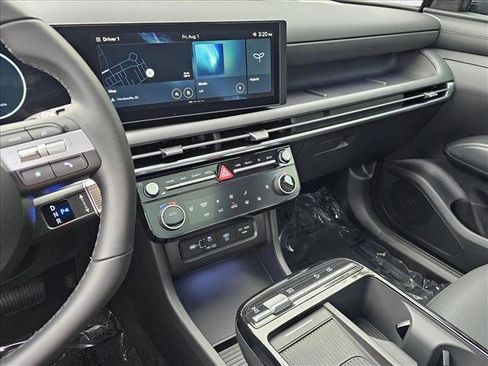 New 2025 Hyundai Tucson SEL image 12