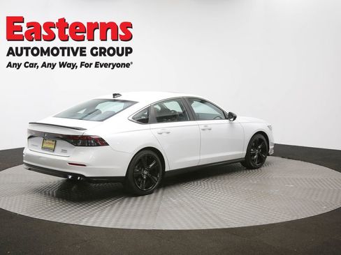 Used 2024 Honda Accord Sport image 37