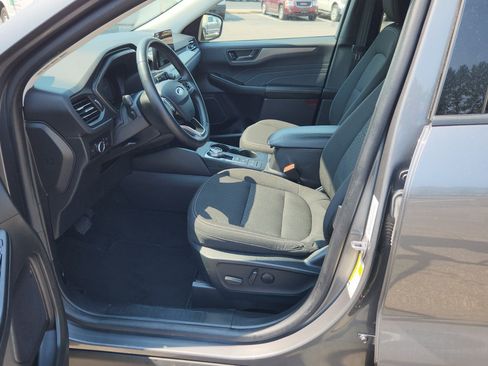 Certified 2024 Ford Escape Active AWD/4WD image 18