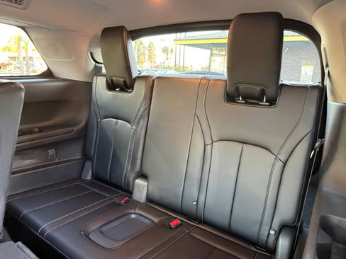 Used 2023 INFINITI QX60 Luxe w/ Performance Audio Package image 23