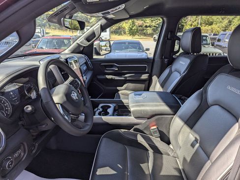 Used 2025 RAM 1500 Laramie image 14