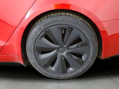 Used 2022 Tesla Model S Base image 39