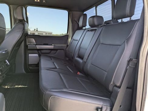 Used 2025 Ford F150 Lariat w/ Equipment Group 501A Mid image 16