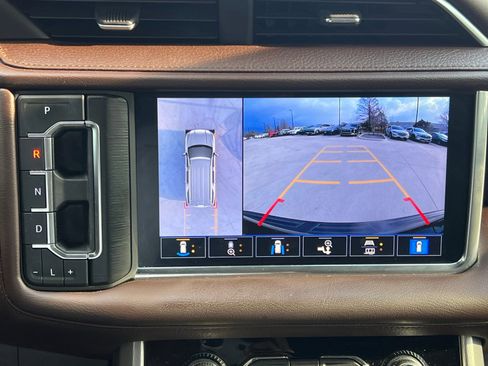 Used 2021 GMC Yukon Denali image 37