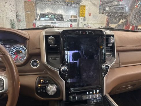 Used 2022 RAM 1500 Laramie image 18
