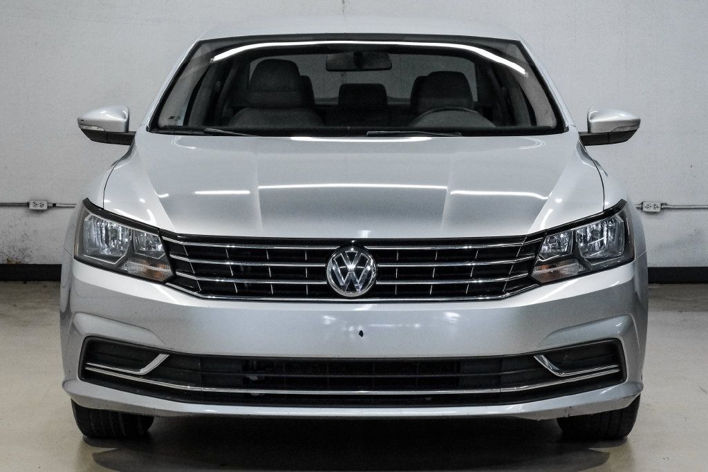Used 2016 Volkswagen Passat 1.8T S FWD image 7