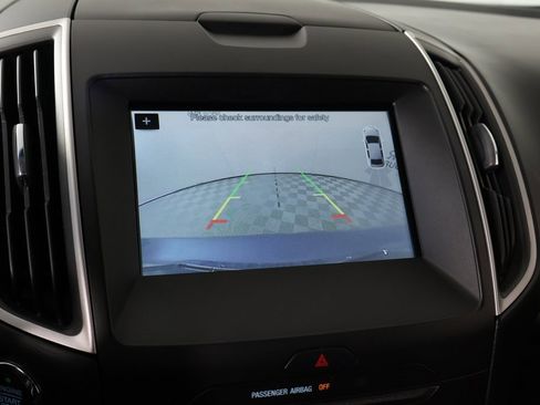 Used 2018 Ford Edge SEL w/ Equipment Group 201A image 6