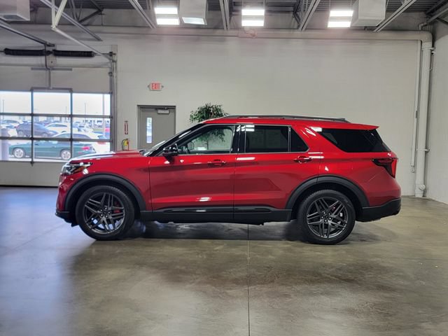 Used 2025 Ford Explorer ST w/ Sun And Sound Package AWD/4WD image 8