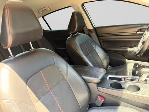 Used 2020 Nissan Altima 2.5 SR FWD image 35