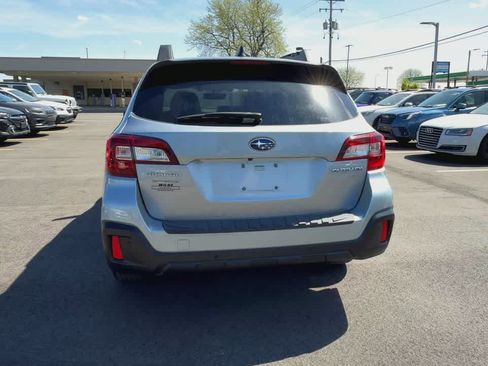 Used 2019 Subaru Outback 2.5i Limited AWD/4WD image 7