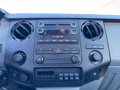 Used 2016 Ford F250 XL w/ Power Equipment Group image 22