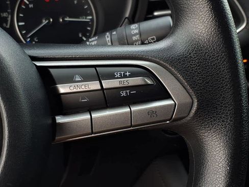 Used 2021 MAZDA MAZDA3 s image 39