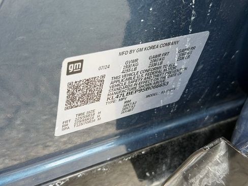 Used 2025 Buick Envista Sport Touring w/ Convenience II Package FWD image 19