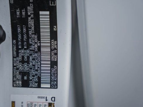 Used 2019 Toyota 4Runner SR5 image 32