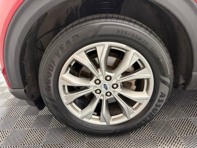 Used 2023 Ford Explorer XLT w/ Equipment Group 202A AWD/4WD image 47