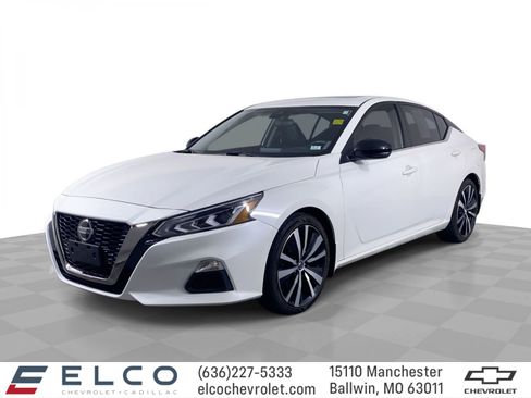 Used 2021 Nissan Altima 2.5 SR w/ SR Premium Package FWD image 1