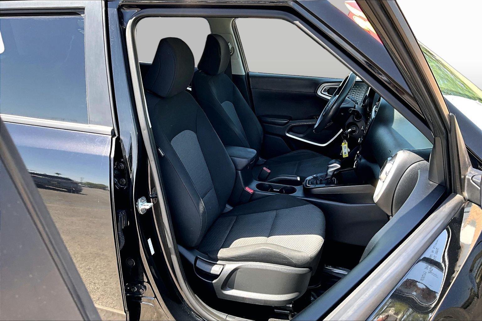 Used 2021 Kia Soul LX FWD image 7