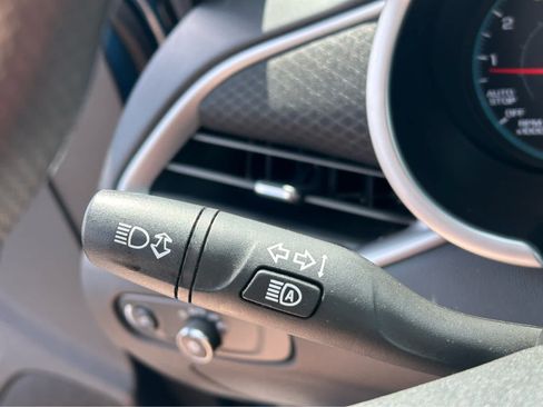 Used 2025 Chevrolet Malibu LT FWD image 20
