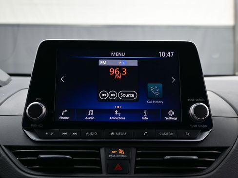 Used 2025 Nissan Altima 2.5 S image 18