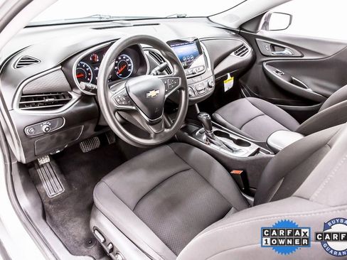 Used 2020 Chevrolet Malibu LS image 25