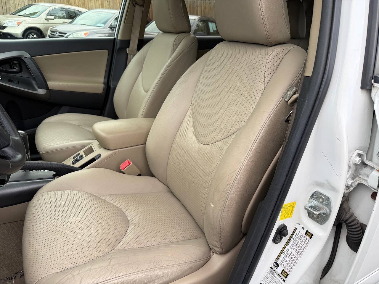 Used 2011 Toyota RAV4 Limited w/ Limited Extra Value Pkg AWD/4WD image 89