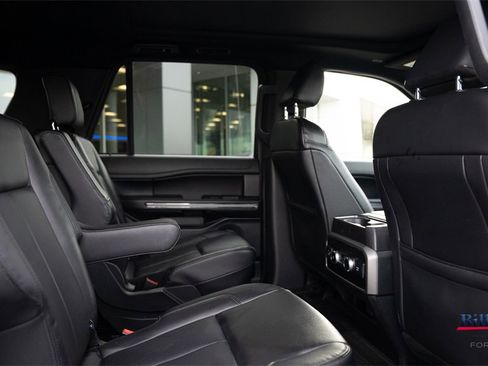 Used 2021 Ford Expedition Max XLT image 14