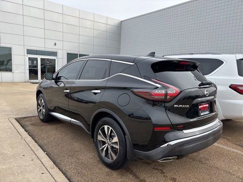 Used 2020 Nissan Murano S image 2