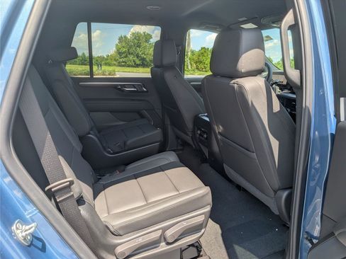 New 2026 Chevrolet Tahoe LT w/ Comfort Package AWD/4WD image 7