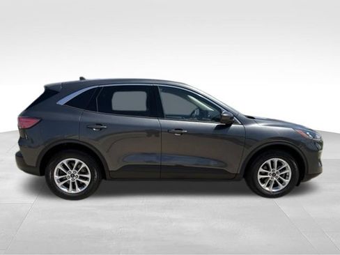 Used 2020 Ford Escape SE FWD image 20