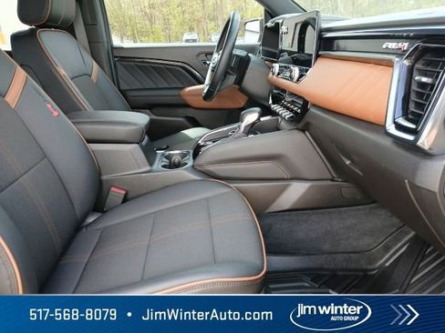 Used 2023 GMC Canyon AT4 AWD/4WD image 12