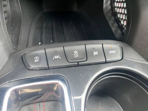 Used 2023 Chevrolet TrailBlazer RS w/ Convenience Package AWD/4WD image 18