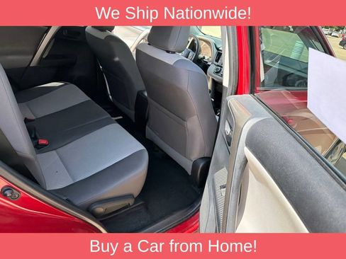 Used 2014 Toyota RAV4 LE FWD image 18
