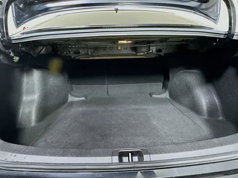 Used 2023 Toyota Corolla LE image 31