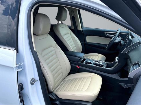 Used 2023 Ford Edge SEL w/ Convenience Package AWD/4WD image 7
