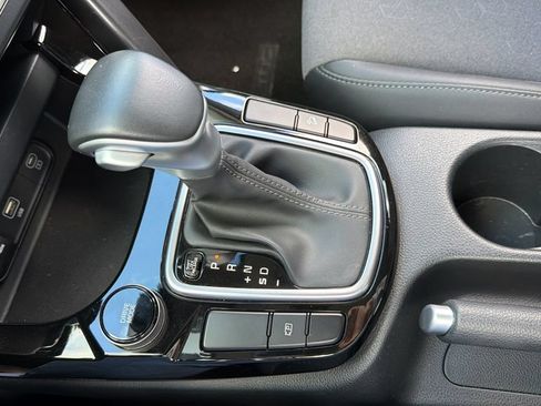 Used 2024 Kia Seltos S FWD image 17