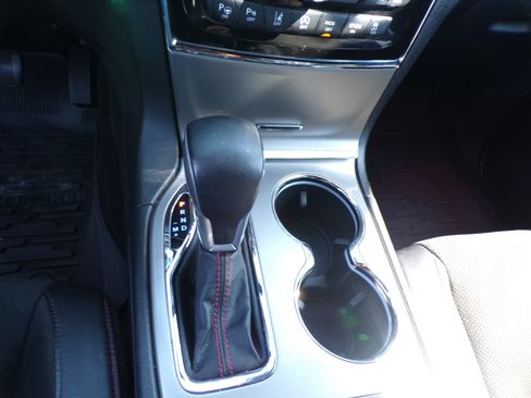 Used 2021 Jeep Grand Cherokee Trailhawk AWD/4WD image 20